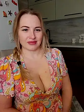 Snapshot of Cute_Hot_Alice chatting on 6, 3, 2025 Cute Hot Alice online show from 6, 3, 2025