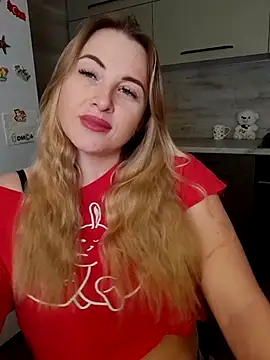 Snapshot of Cute_Hot_Alice chatting on 10, 3, 2025 Cute Hot Alice online show from 10, 3, 2025