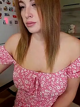 Snapshot of Cute_Hot_Alice chatting on 1, 11, 2025 Cute Hot Alice online show from 1, 11, 2025