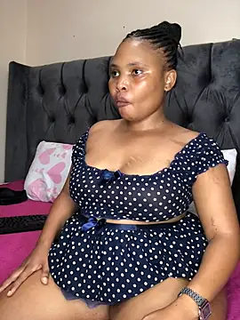 Anaelle24 online show from 9, 2, 2026