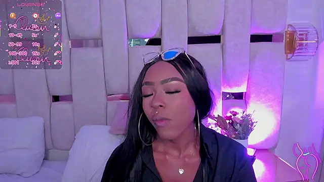 Snapshot of mia_schwarz chatting on 18, 4, 2026 mia schwarz online show from 18, 4, 2026