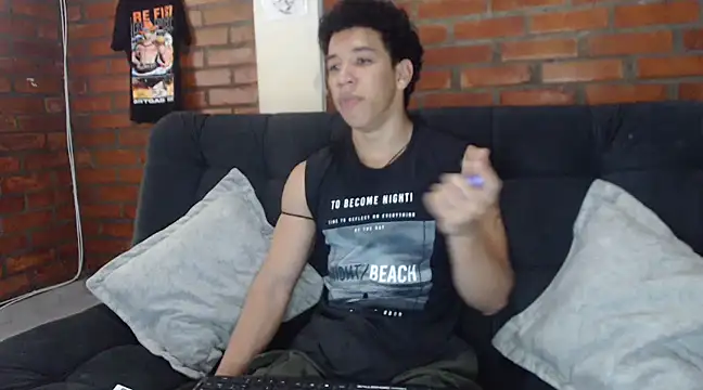 Snapshot of ethan_noir chatting on 4, 1, 2025 ethan noir online show from 4, 1, 2025