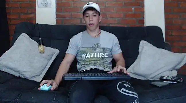 Snapshot of ethan_noir chatting on 22, 1, 2025 ethan noir online show from 22, 1, 2025