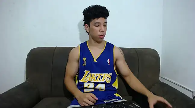 Snapshot of ethan_noir chatting on 8, 2, 2025 ethan noir online show from 8, 2, 2025