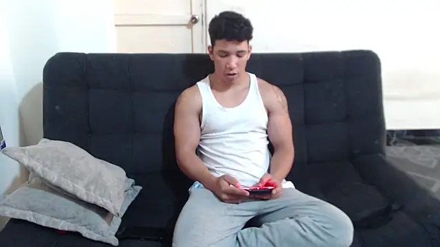 Snapshot of ethan_noir chatting on 12, 9, 2025 ethan noir online show from 12, 9, 2025