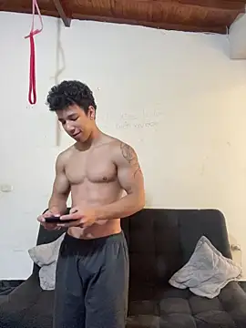 Snapshot of ethan_noir chatting on 11, 10, 2025 ethan noir online show from 11, 10, 2025