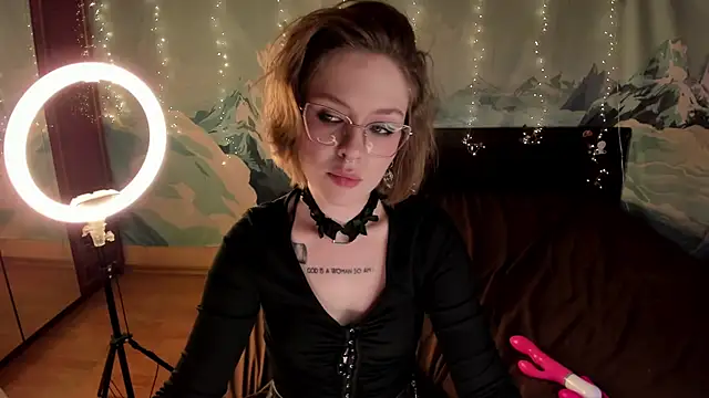 Natural pussy online show from 25, 1, 2025