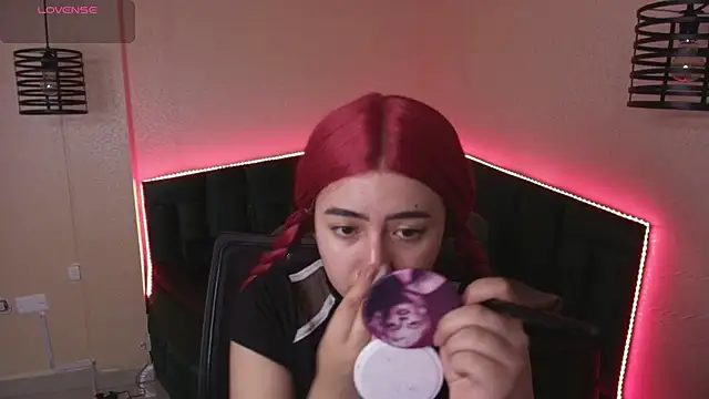 larissa01  online show from 20, 3, 2025