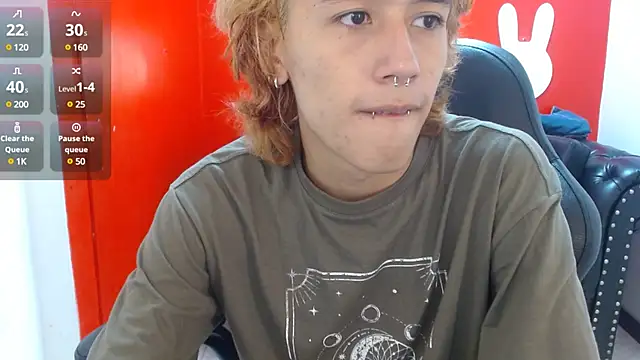 Snapshot of Stephan_Queens chatting on 22, 12, 2024 Stephan Queens online show from 22, 12, 2024