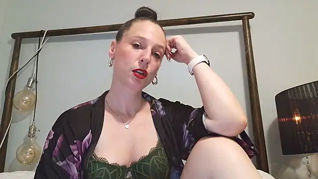 Audrey hotty online show from 1, 2, 2026