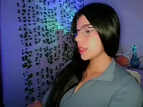 Snapshot of Adararose1 chatting on 2, 2, 2025 Adararose1 online show from 2, 2, 2025