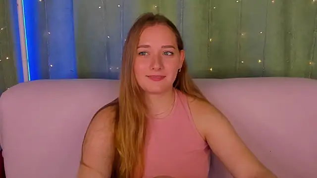 Snapshot of AlinaVice chatting on 14, 7, 2026 AlinaVice online show from 14, 7, 2026