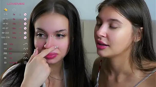 Snapshot of vivid_girls_vg chatting on 10, 9, 2025 vivid girls vg online show from 10, 9, 2025