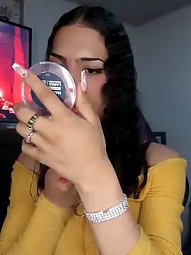 Lanna hott  online show from 20, 9, 2025