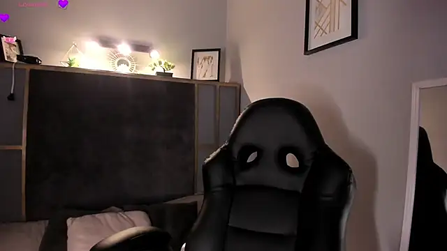 Valkiria ponce online show from 20, 2, 2025