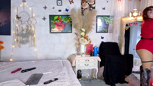 Kyara Queen online show from 9, 4, 2026