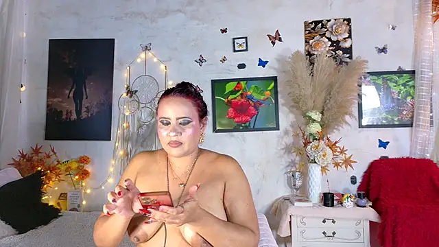 Kyara Queen online show from 21, 5, 2026