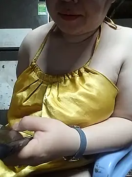 Snapshot of VyOanh2K chatting on 14, 5, 2026 VyOanh2K online show from 14, 5, 2026
