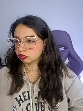 Aria Bennett21 online show from 8, 2, 2026