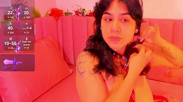 zyle boobs online show from 28, 10, 2025