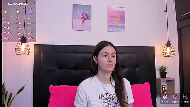 Snapshot of sweet_abby1 chatting on 4, 12, 2024 sweet abby1 online show from 4, 12, 2024