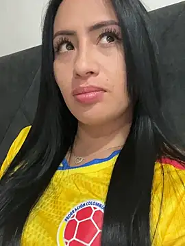 Sara luna  online show from 24, 6, 2026
