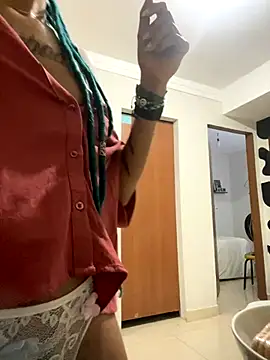 Snapshot of sammoura01 chatting on 9, 11, 2025 sammoura01 online show from 9, 11, 2025