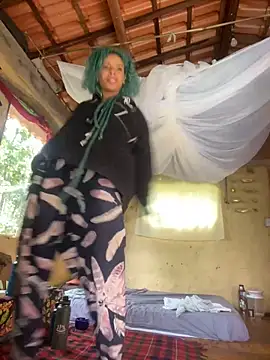 Snapshot of sammoura01 chatting on 4, 12, 2025 sammoura01 online show from 4, 12, 2025