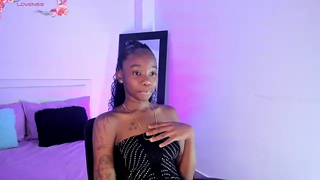 Snapshot of Rihana_hot01 chatting on 23, 1, 2025 Rihana hot01 online show from 23, 1, 2025