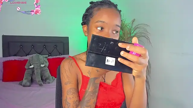 Snapshot of Rihana_hot01 chatting on 5, 3, 2025 Rihana hot01 online show from 5, 3, 2025