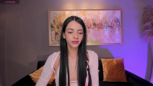 Snapshot of HannahJamesX chatting on 8, 7, 2026 HannahJamesX online show from 8, 7, 2026