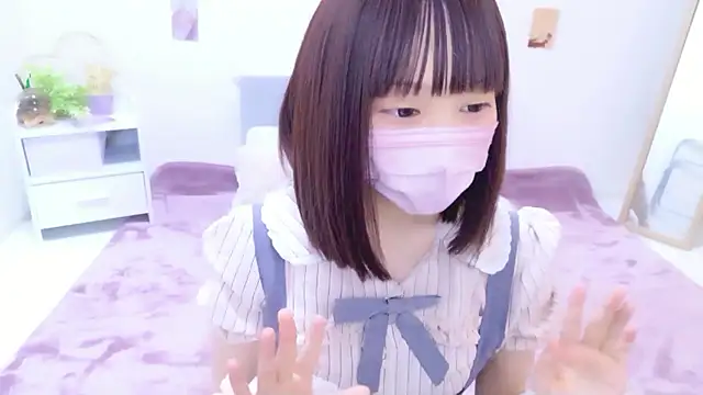 Snapshot of x-naru-x chatting on 13, 6, 2026 x-naru-x online show from 13, 6, 2026