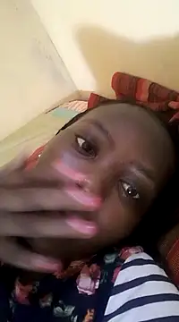 Snapshot of Pretty_Shall chatting on 19, 2, 2025 Pretty Shall online show from 19, 2, 2025