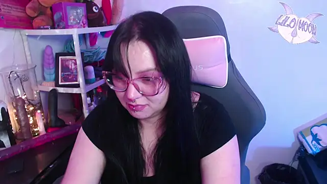 LiloMoon69 online show from 11, 1, 2025