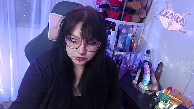 LiloMoon69 online show from 24, 2, 2025