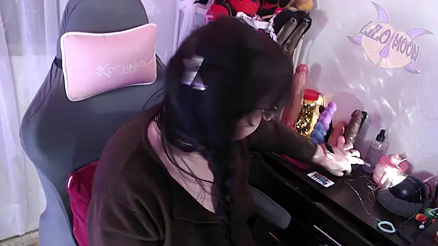 LiloMoon69 online show from 11, 9, 2025