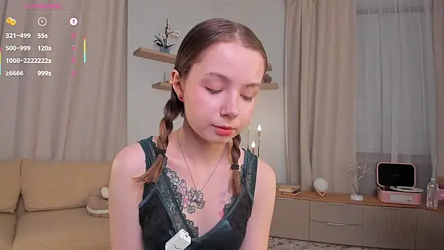 Snapshot of DominikaElis chatting on 10, 11, 2025 DominikaElis online show from 10, 11, 2025