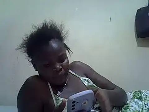 Snapshot of pretty_vivy chatting on 18, 2, 2025 pretty vivy online show from 18, 2, 2025