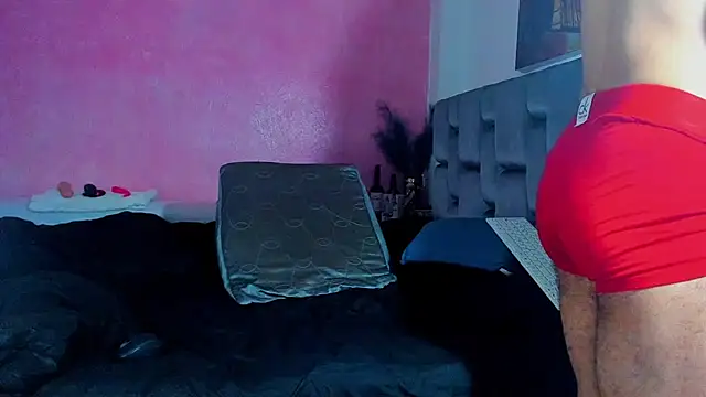 Piggy Eddy online show from 19, 3, 2025