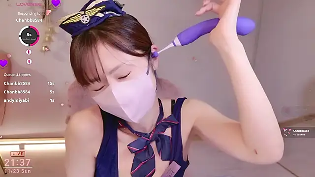 Snapshot of meg_0901 chatting on 23, 11, 2025 meg 0901 online show from 23, 11, 2025