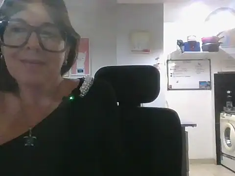 Snapshot of Calentandote chatting on 8, 5, 2026 Calentandote online show from 8, 5, 2026