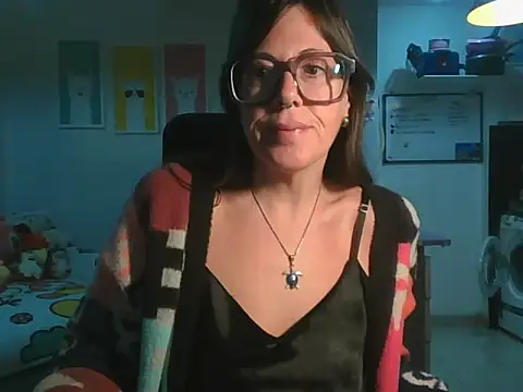 Snapshot of Calentandote chatting on 13, 5, 2026 Calentandote online show from 13, 5, 2026