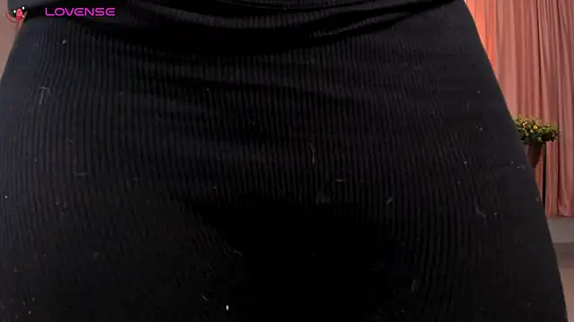 Snapshot of NatyFerrer_ chatting on 8, 2, 2025 NatyFerrer online show from 8, 2, 2025