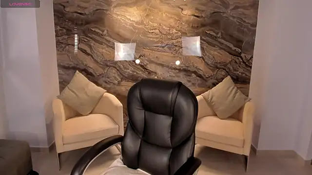 Snapshot of NatyFerrer_ chatting on 6, 3, 2025 NatyFerrer online show from 6, 3, 2025