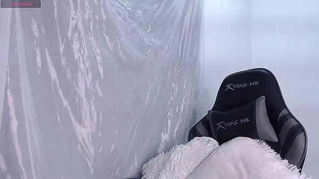carla slut outlimits online show from 23, 4, 2026