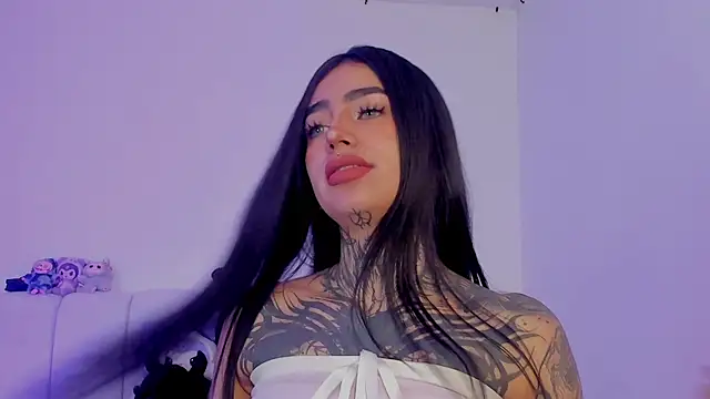 Snapshot of shadowcatt_ chatting on 11, 11, 2025 shadowcatt online show from 11, 11, 2025