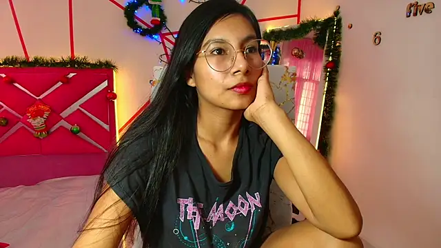 Snapshot of _Jessi29_ chatting on 27, 12, 2024  Jessi29  online show from 27, 12, 2024