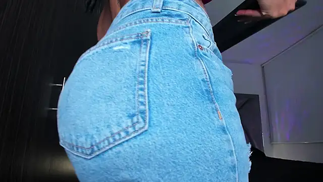 samaay07  online show from 5, 12, 2024