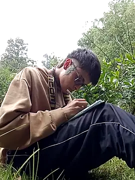 Snapshot of Cuervo_maniaco chatting on 4, 10, 2025 Cuervo maniaco online show from 4, 10, 2025