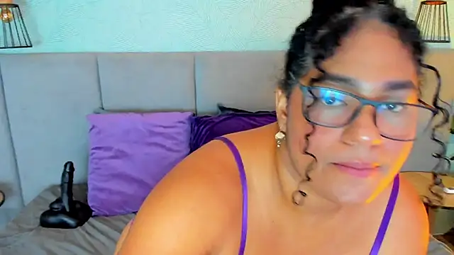 Annie-Wolf online show from 29, 9, 2025